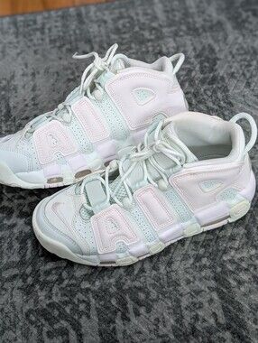 Nike Air More Uptempo Barely Green 2017 Women's Size 7.5 Mint Teal Sneakers